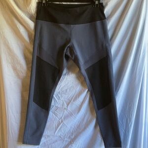 Zella 3/4 Length Leggings Size Large